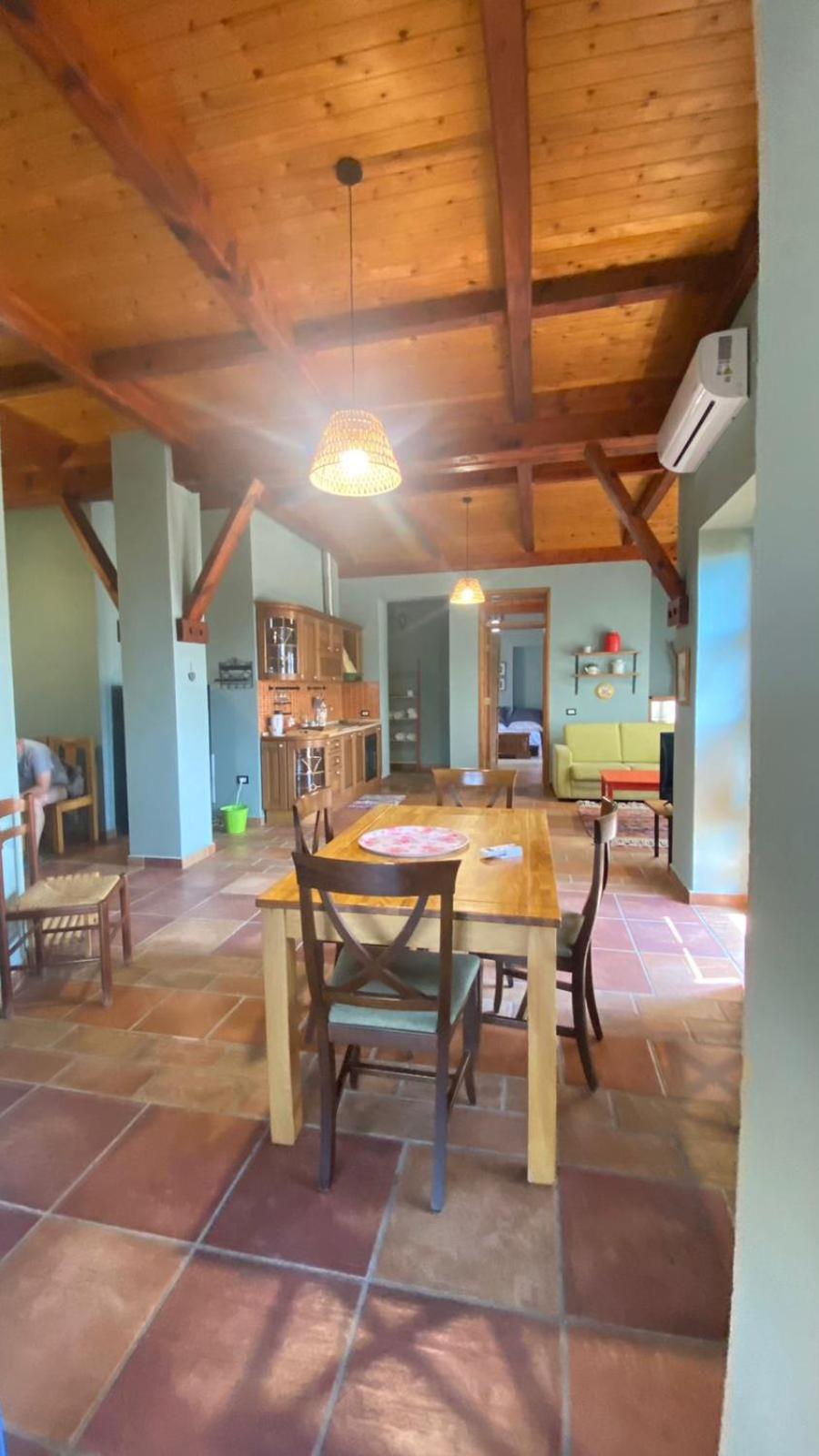 Villa Mugs Ljaknasi Esterno foto